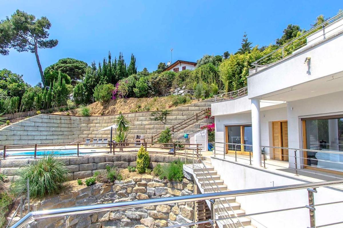 Villa Mestra Sant Cebrià de Vallalta Exterior foto